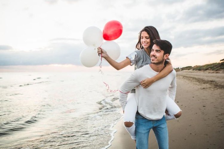 7 Engaging Birthday Gift Ideas To Indulge Your Sweetheart